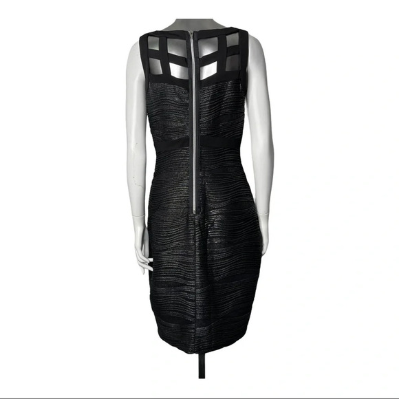 🛍️3/$40 Black  and Silver Jax Cocktail Dress Cut Out Detail Size 6 - Picture 7 of 10